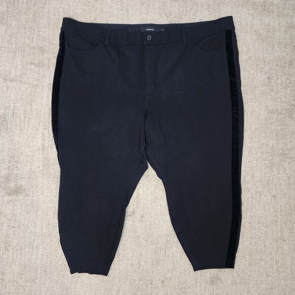 Torrid Black Bombshell Velvet Stripe Cropped Skinny Pants - Picture 1 of 5